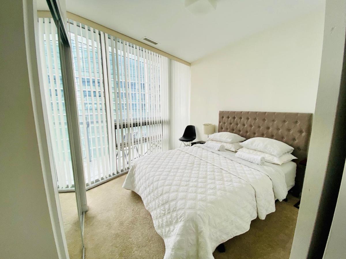 Corporate Suite Toronto Zewnętrze zdjęcie
